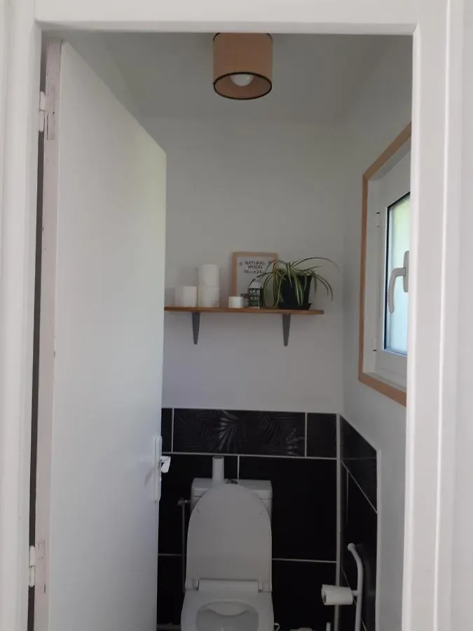 Holiday home Appartement En Lisiere De Foret Avec Etang Scaer